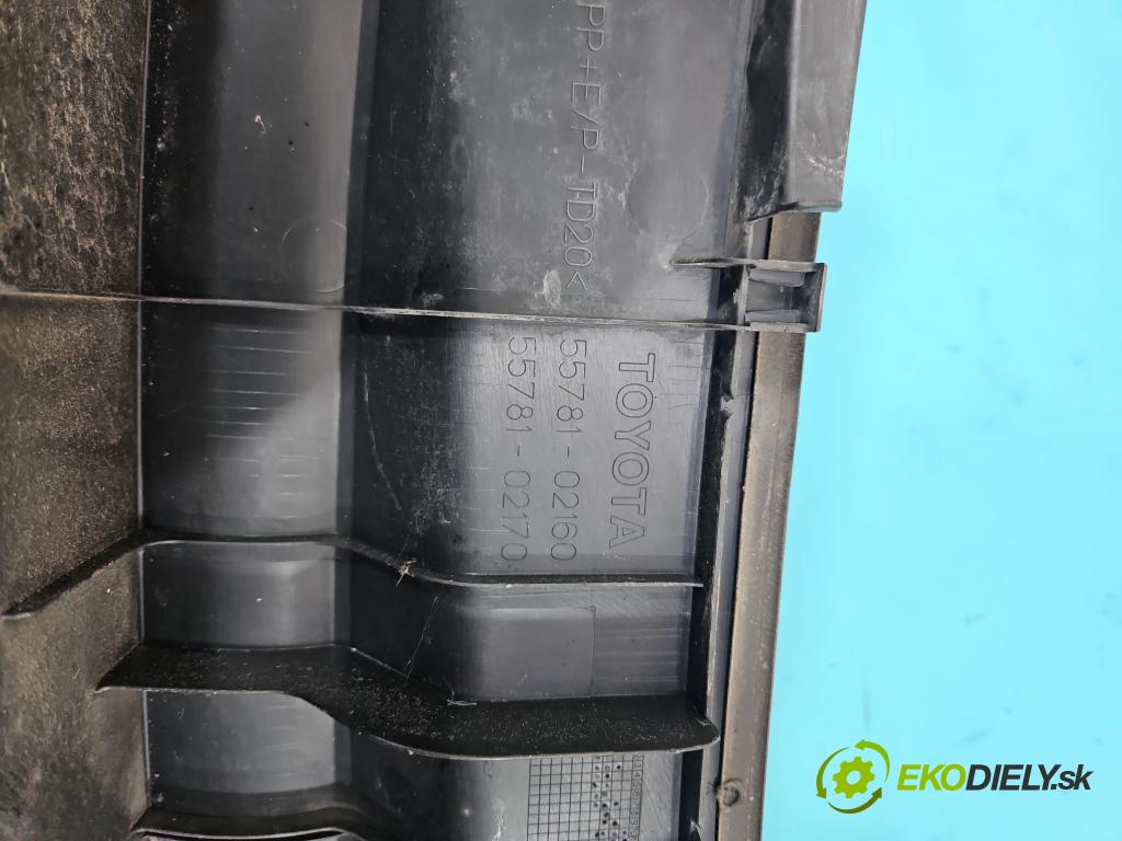 Toyota Auris I 2006-2013 1.6 VVTI 124hp manual 91 kW 1598 cm3 5- torpédo 55781-02160 (Torpédo (plast pod čelným sklom))