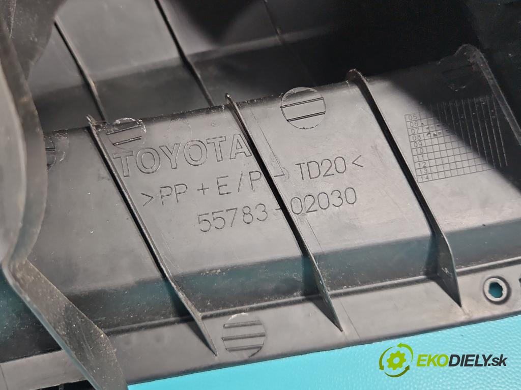 Toyota Auris I 2006-2013 1.6 VVTI 124hp manual 91 kW 1598 cm3 5- torpédo 55781-02160 (Torpédo (plast pod čelným sklom))