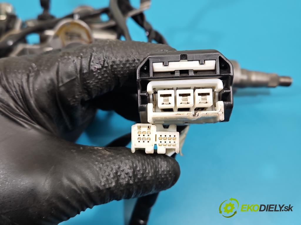 Toyota Auris I 2006-2013 1.6 VVTI 124hp manual 91 kW 1598 cm3 5- čerpadlo posilovač 45200-02281 (Servočerpadlo)