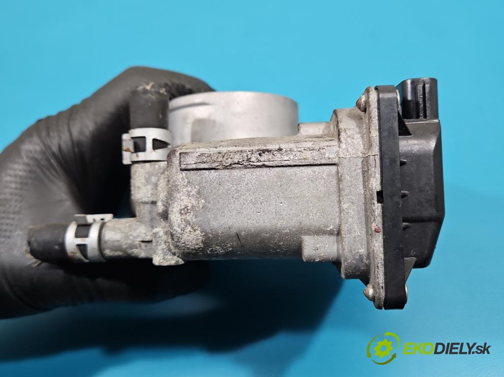 Toyota Auris I 2006-2013 1.6 VVTI 124hp manual 91 kW 1598 cm3 5- klapka 22030-37010 (Škrtiaca klapka)