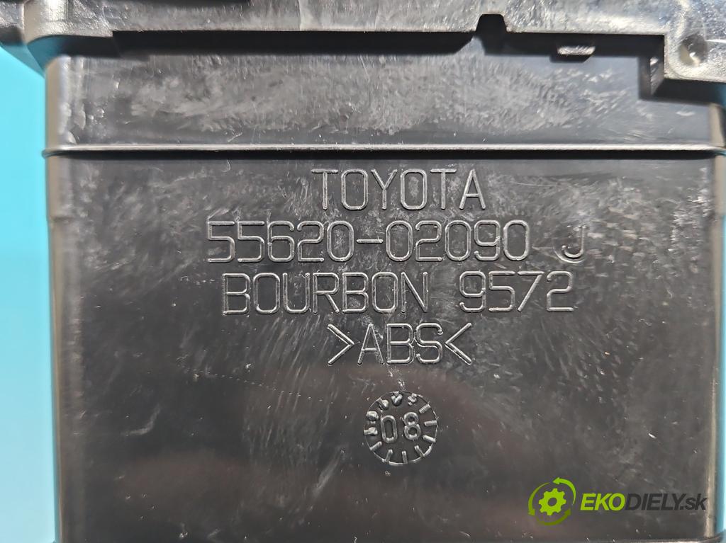 Toyota Auris I 2006-2013 1.6 VVTI 124hp manual 91 kW 1598 cm3 5- Rukojeť: na nápoje: 55620-02090 (Držiak (úchyt) na nápoje)