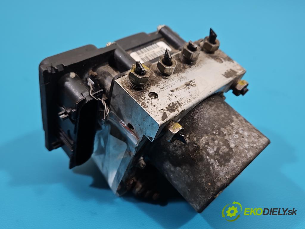 Peugeot 307 1.4 8V 75 HP manual 55 kW 1360 cm3 5- čerpadlo abs 0265800390 (Pumpa ABS)