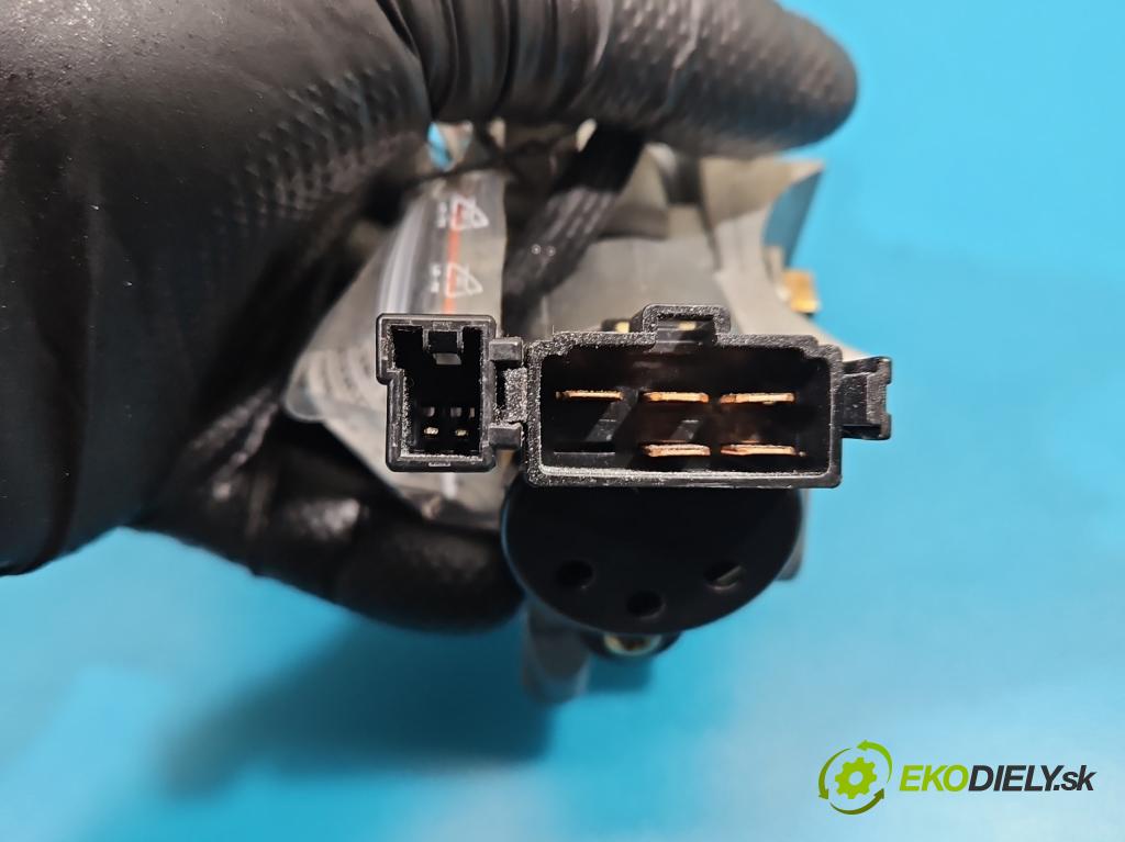 Volvo V40 I 1995-2004 1.8 16v 116 HP manual 85 kW 1731 cm3 5- Spínačka (Spínacia skrinka)