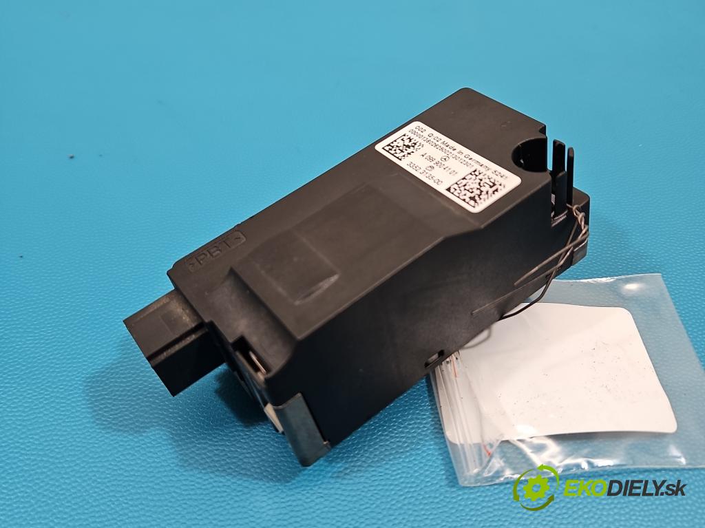 Mercedes A W176 2012-2018 1.5 CDI 109 HP manual 80 kW 1461 cm3 5- Blokáda: řízení: A0999004101 (Riadenie ostatné)