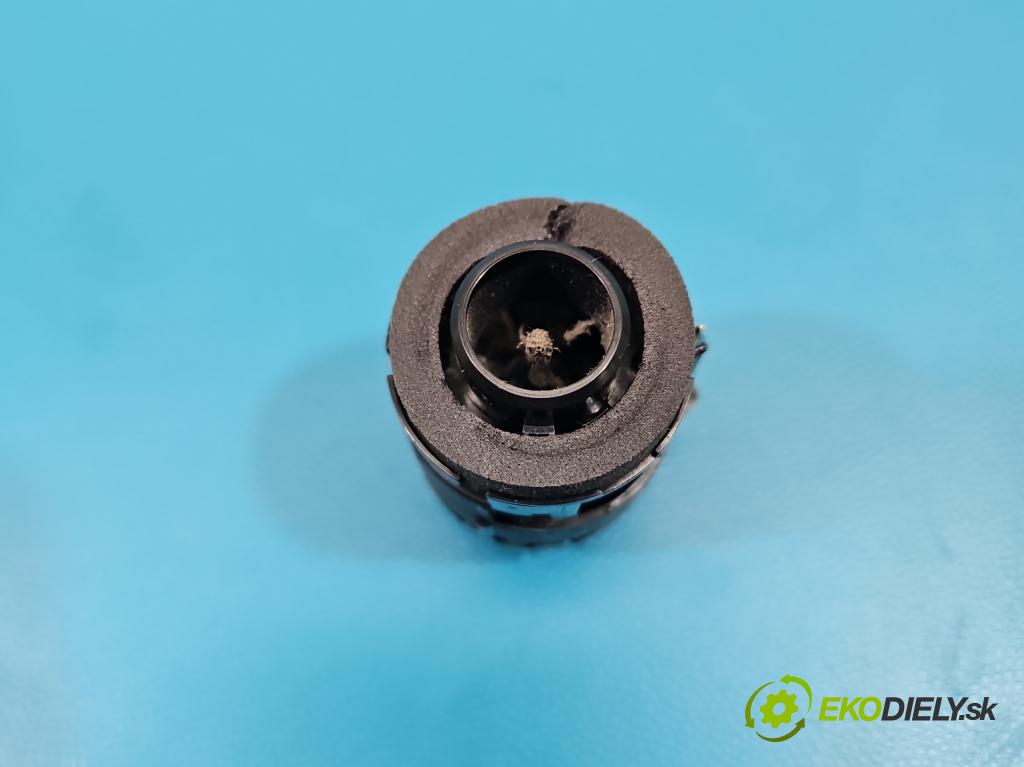 Mercedes A W176 2012-2018 1.5 CDI 109 HP manual 80 kW 1461 cm3 5- snímač teploty: interné: A2119300272