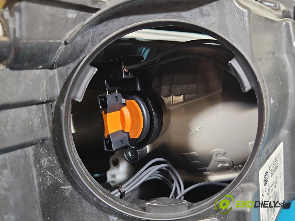 Mercedes A W176 2012-2018 1.5 CDI 109 hp manual 80 kW 1461 cm3 5- světlo levý A1768203861 (Klika dveří ostatní)