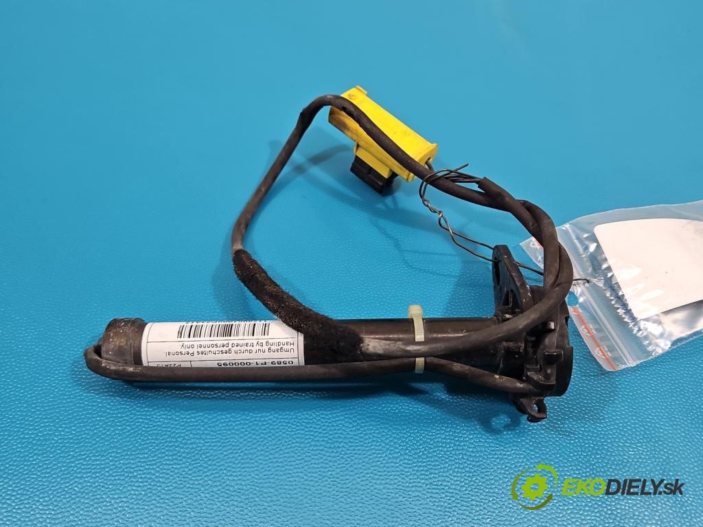 Mercedes A W176 2012-2018 1.5 CDI 109 HP manual 80 kW 1461 cm3 5- airbag vzduch: ostatné 0589-P1-000095