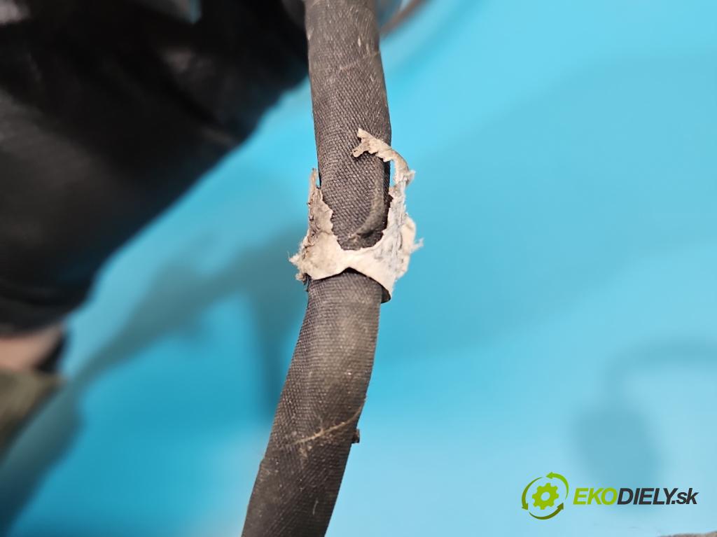 Mercedes A W176 2012-2018 1.5 CDI 109 hp manual 80 kW 1461 cm3 5- Balíček: nárazníku přední