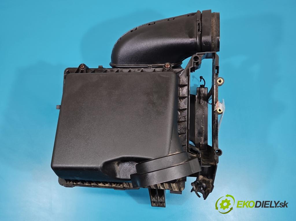 Mercedes A W176 2012-2018 1.5 CDI 109 HP manual 80 kW 1461 cm3 5- obal filtra vzduchu A6070900301 (Obal vzduchového filtra)