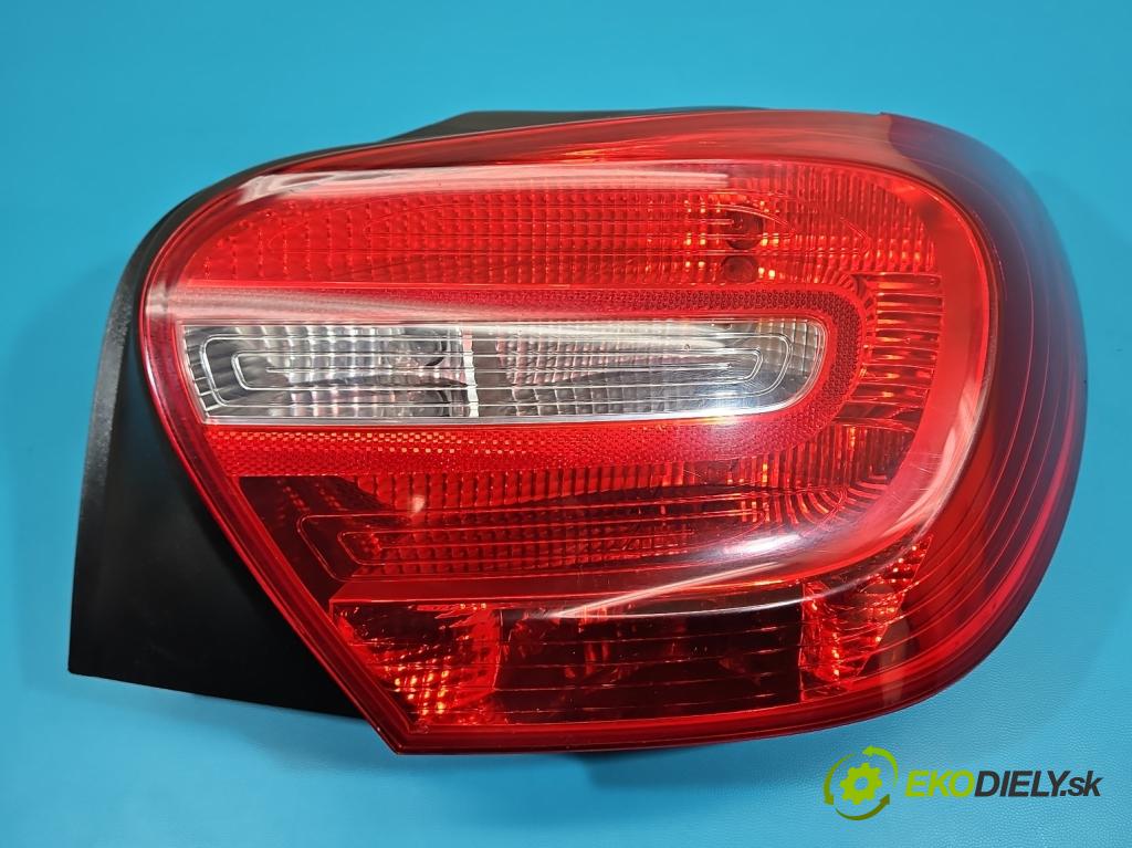 Mercedes A W176 2012-2018 1.5 CDI 109 HP manual 80 kW 1461 cm3 5- svetlo / reflektor zadné pravé A1769060200 (Kľučka dverí ostatné)