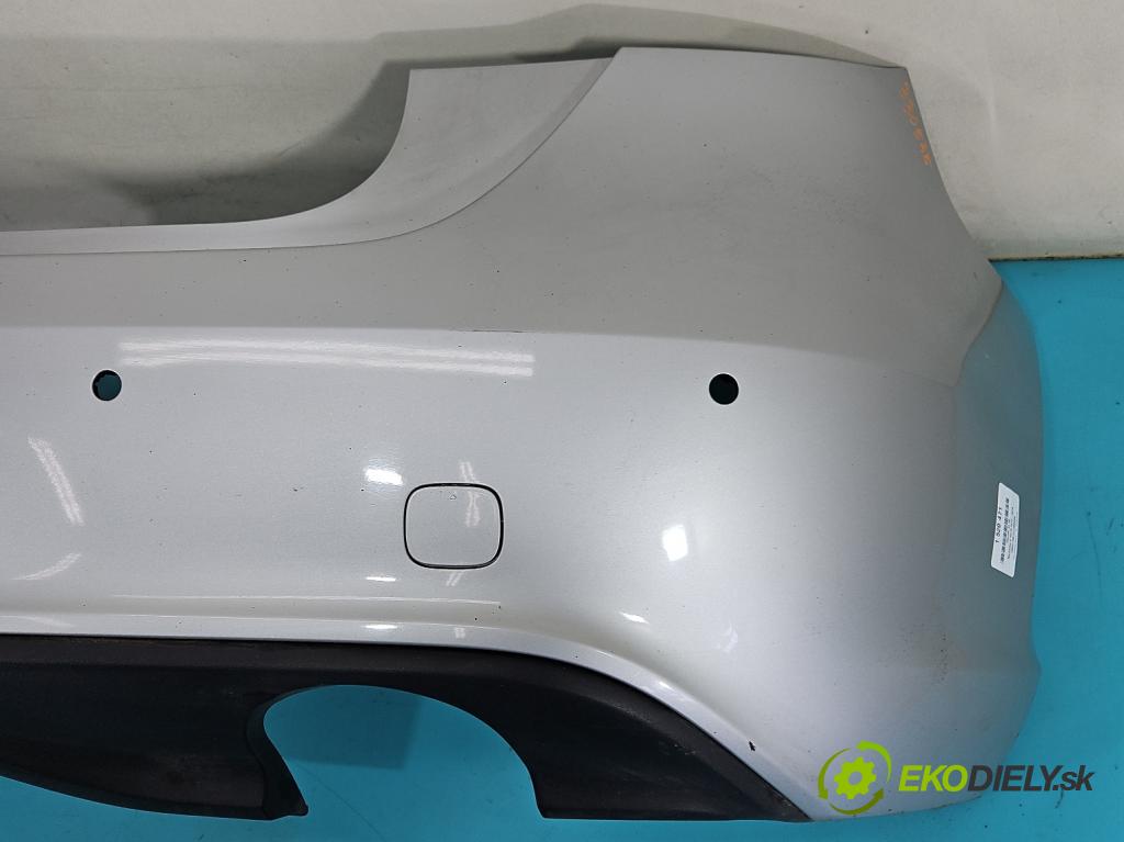Mercedes A W176 2012-2018 1.5 CDI 109 hp manual 80 kW 1461 cm3 5- nárazník zadní  (Klika dveří ostatní)