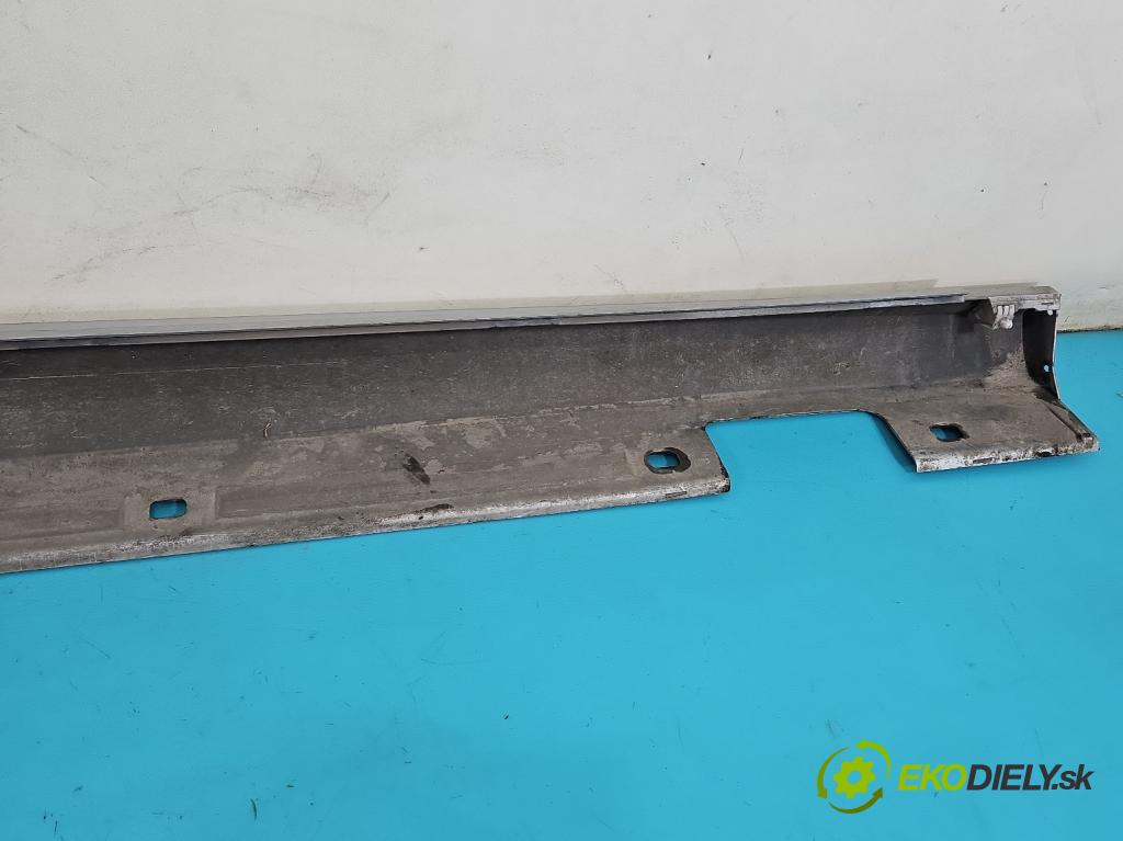 Mercedes A W176 2012-2018 1.5 CDI 109 HP manual 80 kW 1461 cm3 5- lišta práh: ľavé A2466901340 (Lišta prahová)