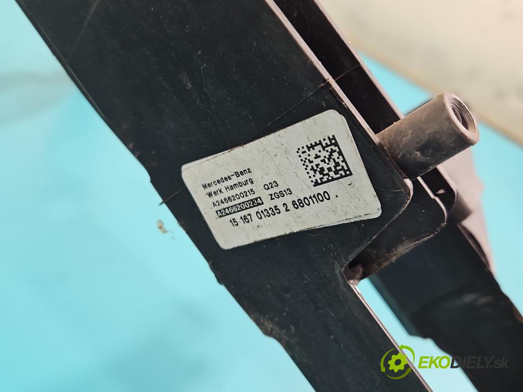 Mercedes A W176 2012-2018 1.5 CDI 109 hp manual 80 kW 1461 cm3 5- stěna přední A2466200315 (Přední výztuha)