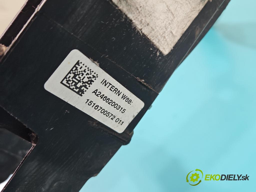 Mercedes A W176 2012-2018 1.5 CDI 109 hp manual 80 kW 1461 cm3 5- stěna přední A2466200315 (Přední výztuha)