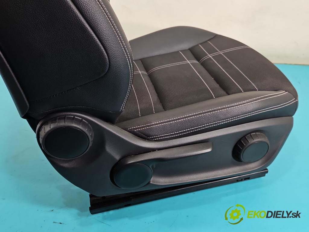 Mercedes A W176 2012-2018 1.5 CDI 109 hp manual 80 kW 1461 cm3 5- Sedadlo pravý  (Sedadlo)