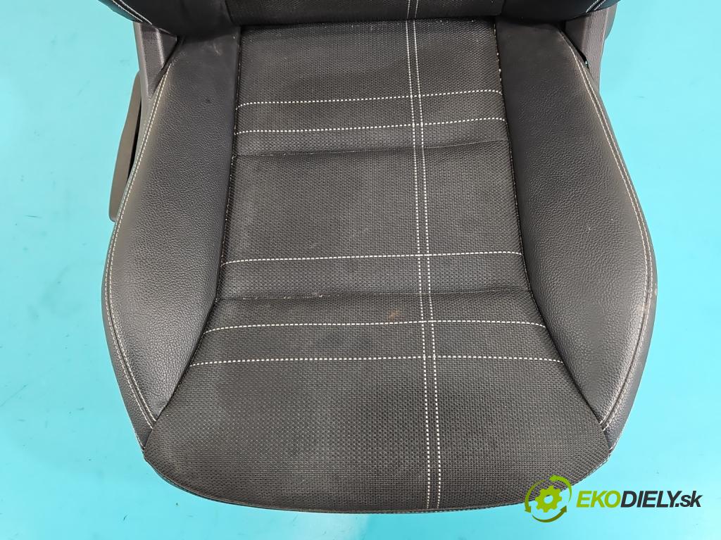 Mercedes A W176 2012-2018 1.5 CDI 109 hp manual 80 kW 1461 cm3 5- Sedadlo pravý  (Sedadlo)