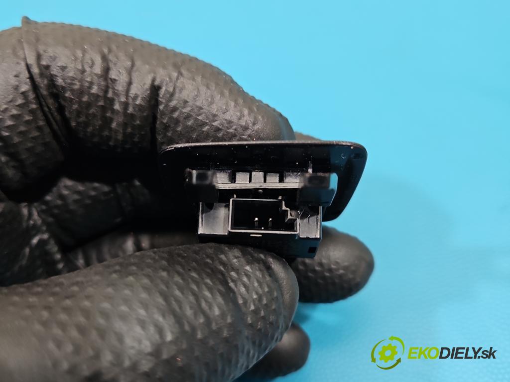 Bmw iX3 G08 0.0 elektrický: 286 HP automatic 210 kW  5- Mikrofon: 8794736