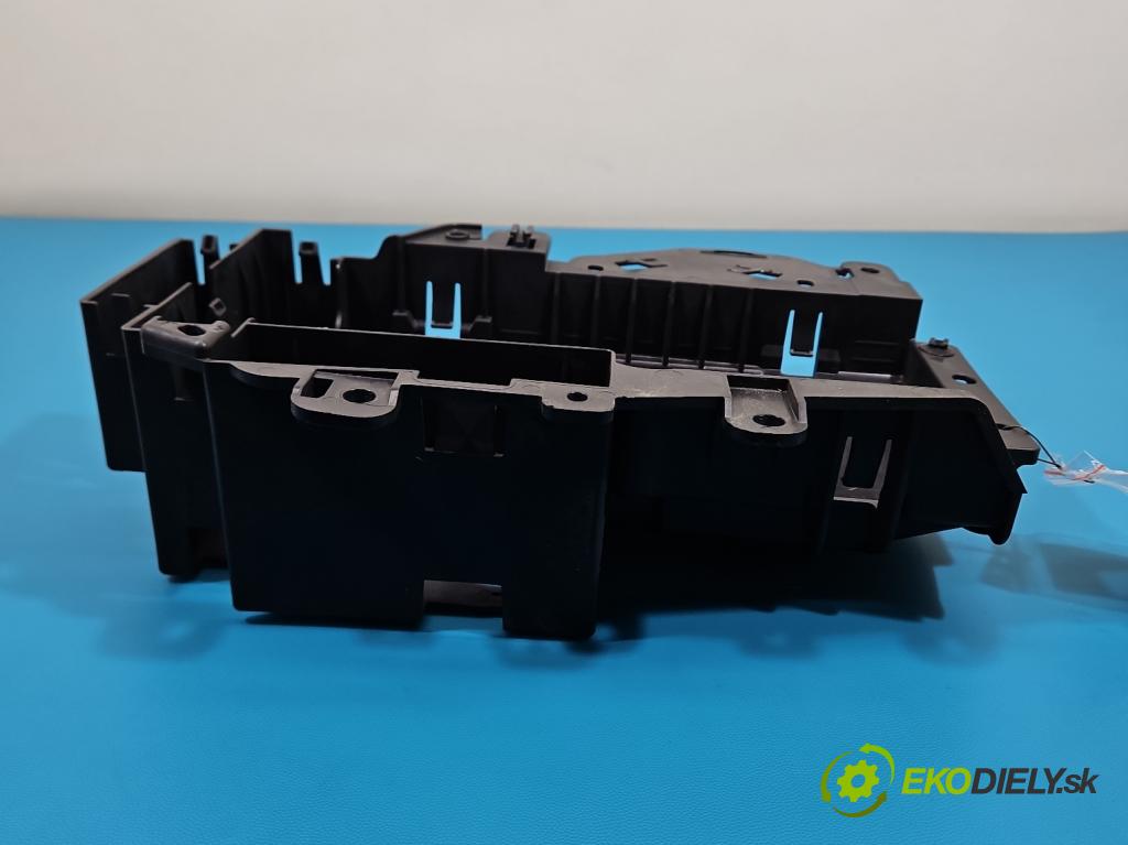 Bmw iX3 G08 0.0 elektrický: 286 HP automatic 210 kW  5- Upevnenie: 9397076