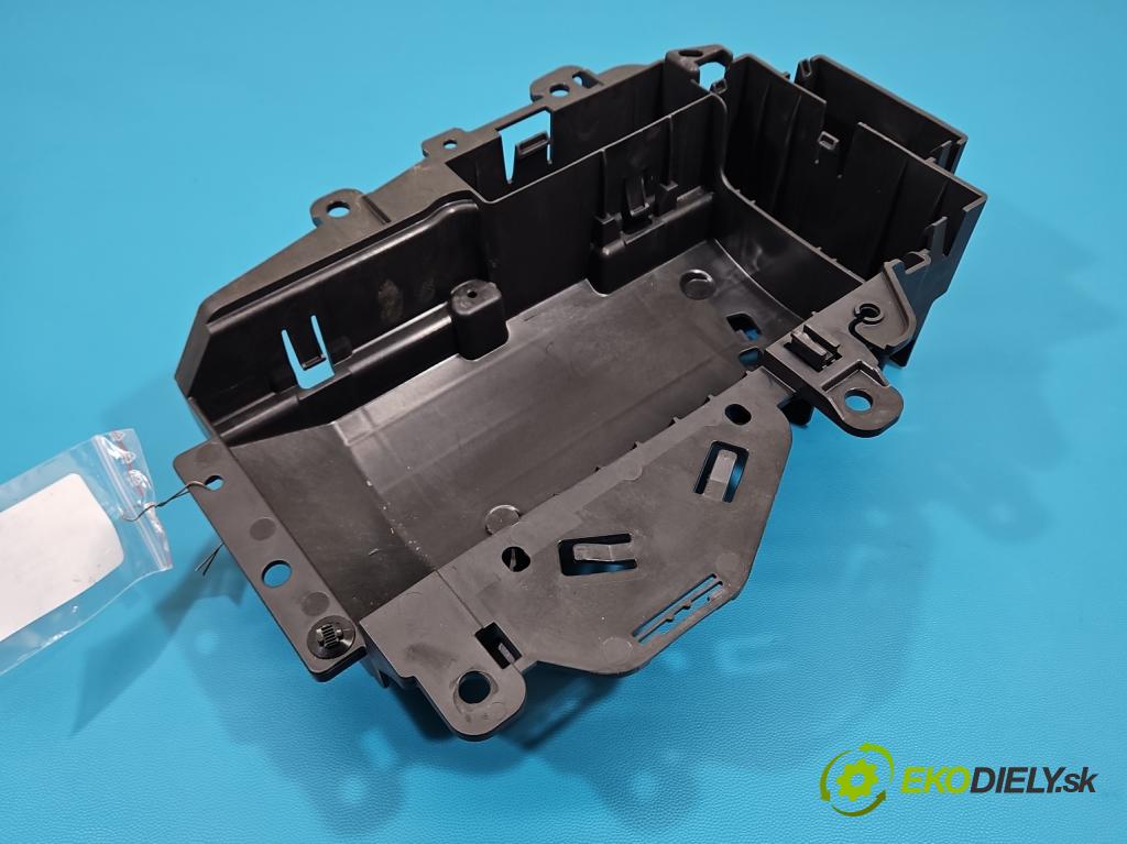 Bmw iX3 G08 0.0 elektrický: 286 HP automatic 210 kW  5- Upevnenie: 9397076