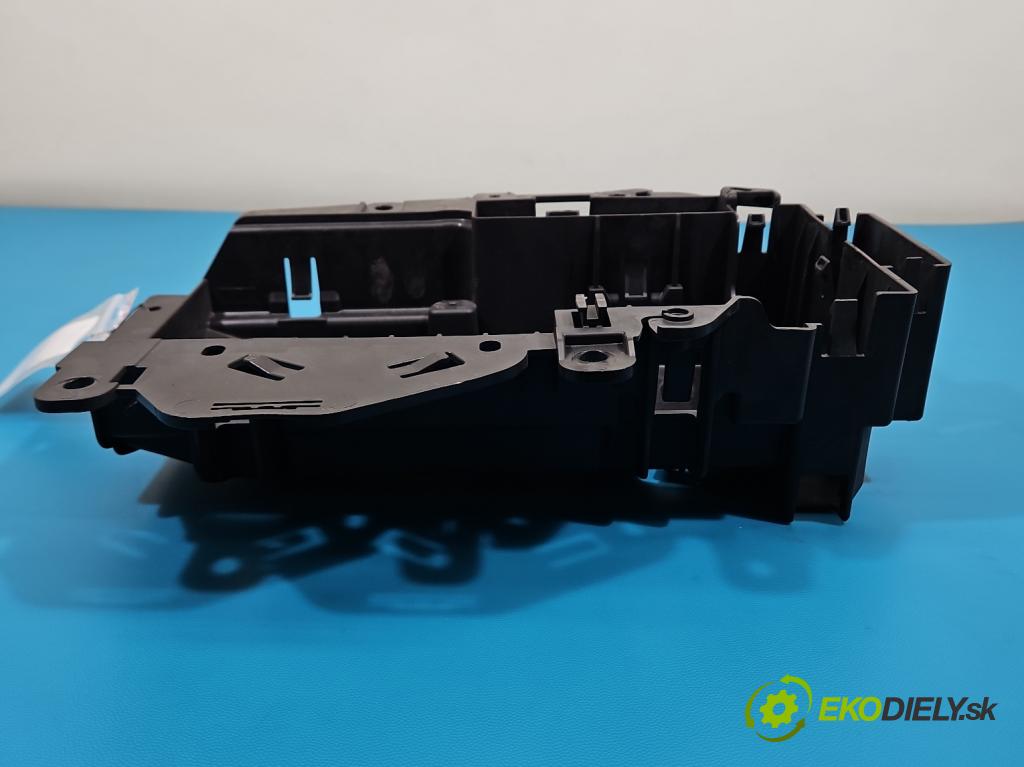 Bmw iX3 G08 0.0 elektrický: 286 HP automatic 210 kW  5- Upevnenie: 9397076