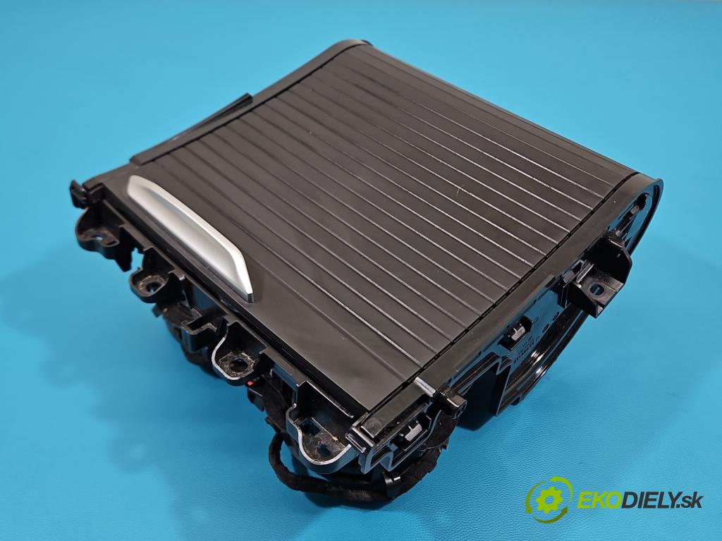 Bmw iX3 G08 0.0 elektrický: 286 hp automatic 210 kW  5- Rukojeť: na napoje: 119164 (Držák nápojů)