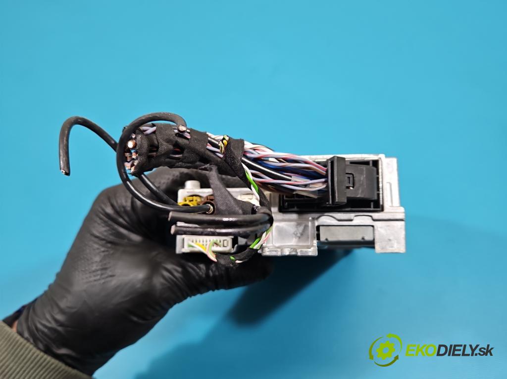 Bmw iX3 G08 0.0 elektrický: 286 HP automatic 210 kW  5- Zesilovač: R35A55AE701 (Zosilňovač)