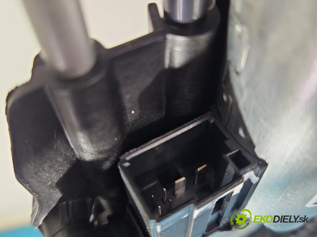 Bmw iX3 G08 0.0 elektrický: 286 hp automatic 210 kW  5- Střešní okno: 55020883C (Sklo karoserie)