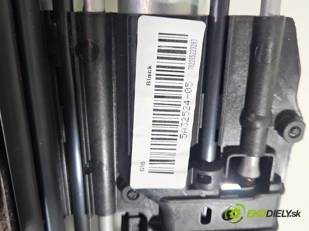 Bmw iX3 G08 0.0 elektrický: 286 hp automatic 210 kW  5- Střešní okno: 55020883C (Sklo karoserie)