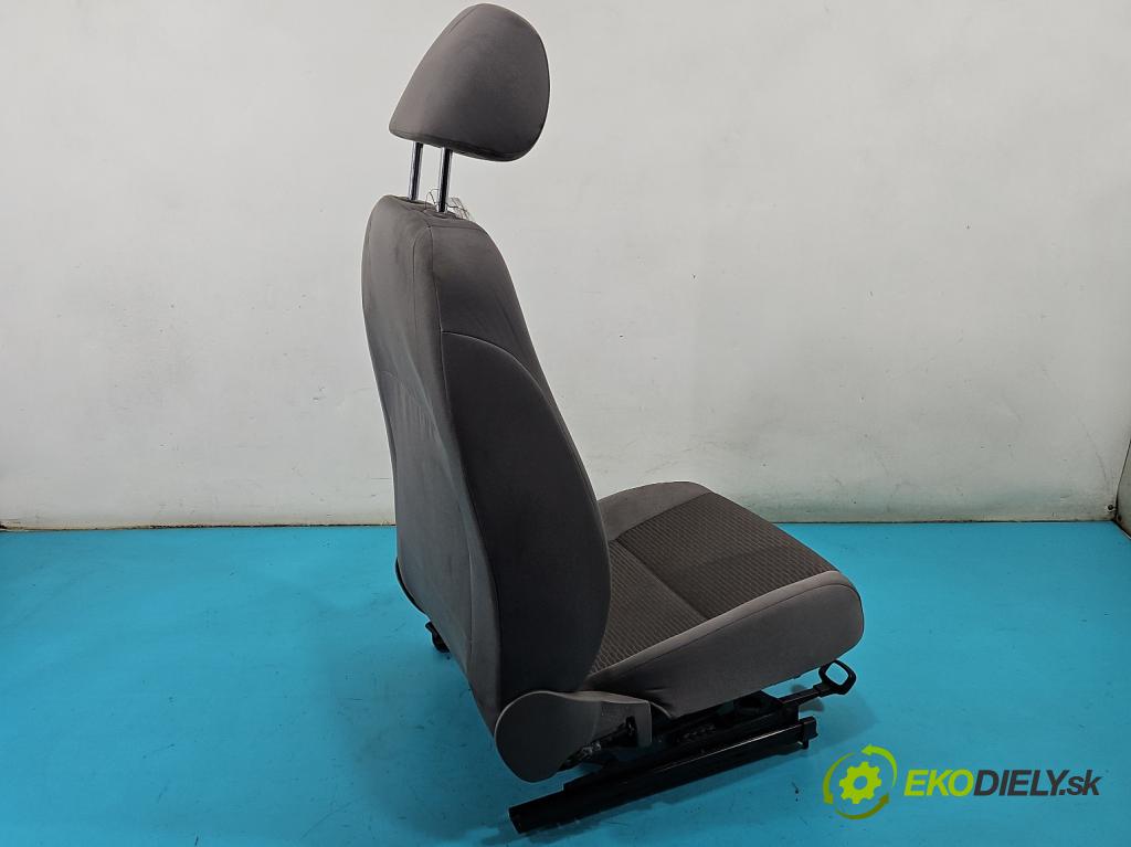 Vw Golf VI 2008-2013 1.6 TDI 90 HP manual 66 kW 1598 cm3 5- Sedačka ľavý  (Sedadlo)