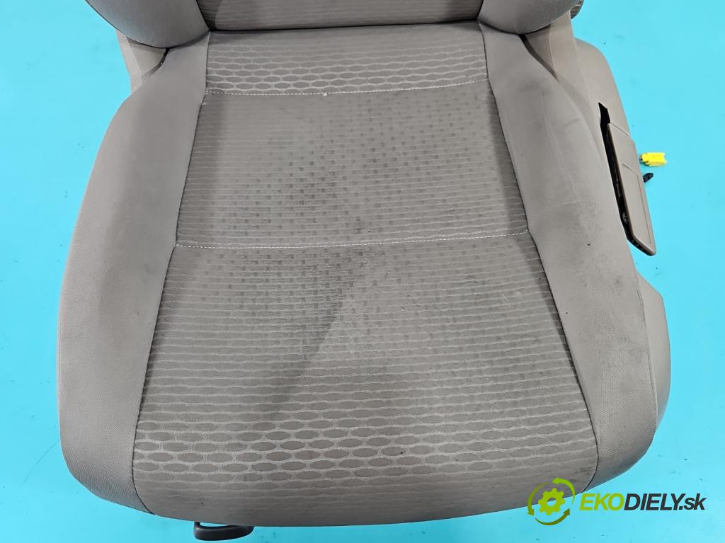 Vw Golf VI 2008-2013 1.6 TDI 90 HP manual 66 kW 1598 cm3 5- Sedačka ľavý  (Sedadlo)