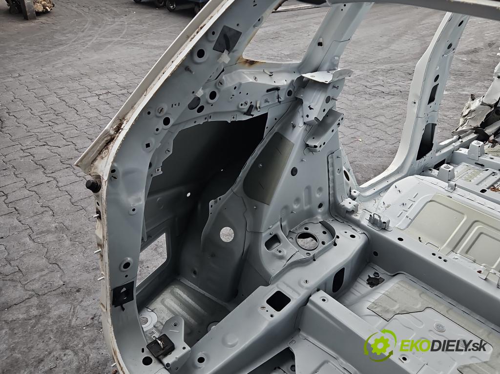 Bmw iX3 G08 0.0 elektrický: 286 hp automatic 210 kW  5- blatnik zadní levý