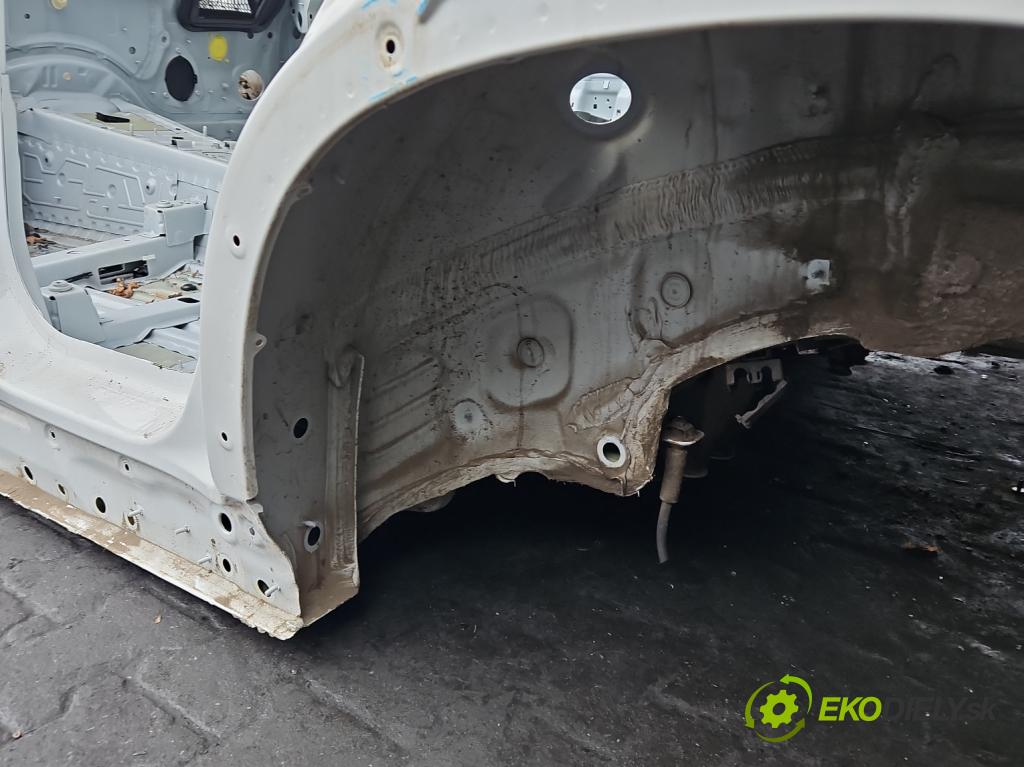 Bmw iX3 G08 0.0 elektrický: 286 hp automatic 210 kW  5- blatnik zadní levý