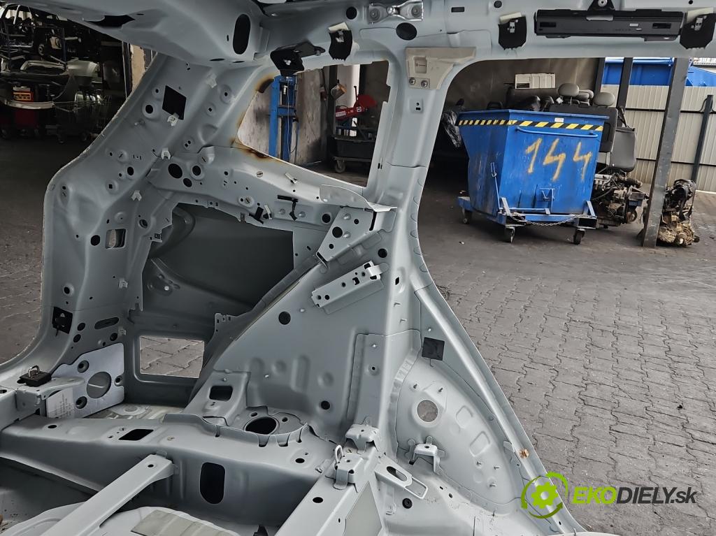 Bmw iX3 G08 0.0 elektrický: 286 hp automatic 210 kW  5- blatnik zadní levý