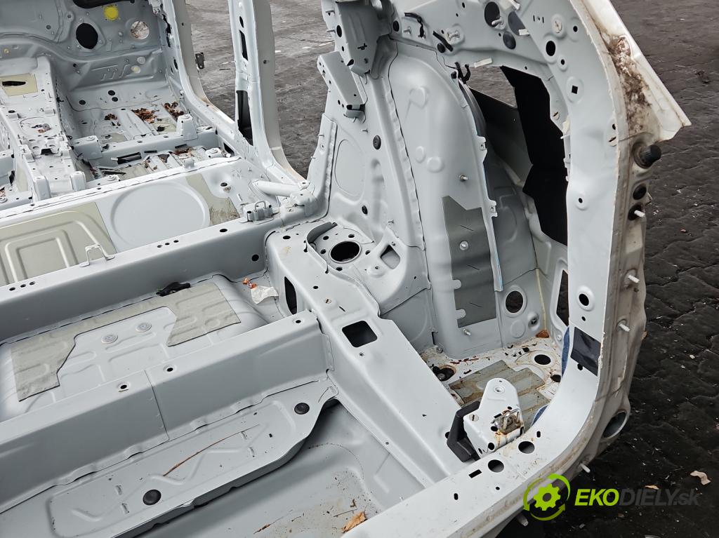 Bmw iX3 G08 0.0 elektrický: 286 hp automatic 210 kW  5- blatnik zadní pravý