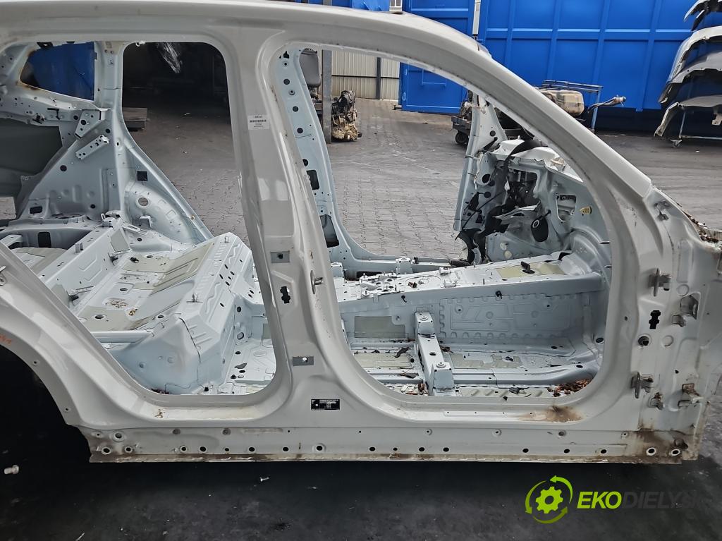 Bmw iX3 G08 0.0 elektrický: 286 hp automatic 210 kW  5- práh pravý  (Karoserie ostatní)