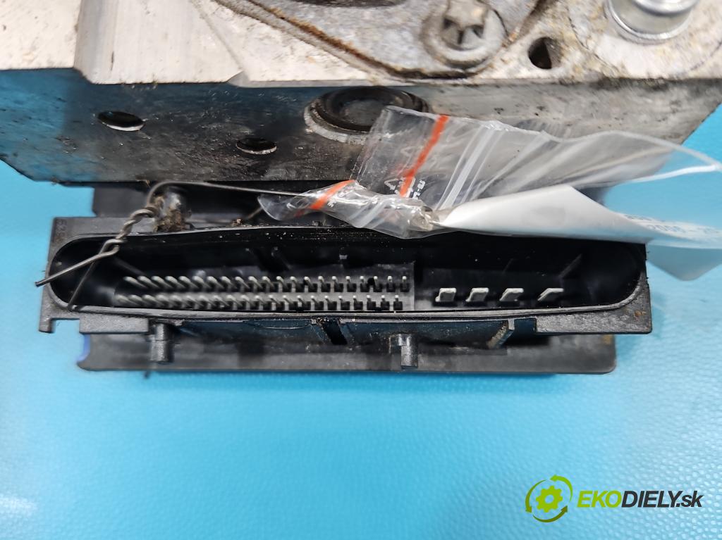 Toyota Auris I 2006-2013 1.6 VVTI 124hp manual 91 kW 1598 cm3 5- čerpadlo abs 0265950512 (Pumpa ABS)