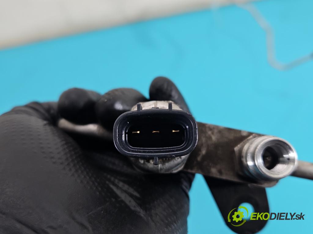 Toyota Auris I 2006-2013 1.6 VVTI 124hp manual 91 kW 1598 cm3 5- rúrka klimatizácie