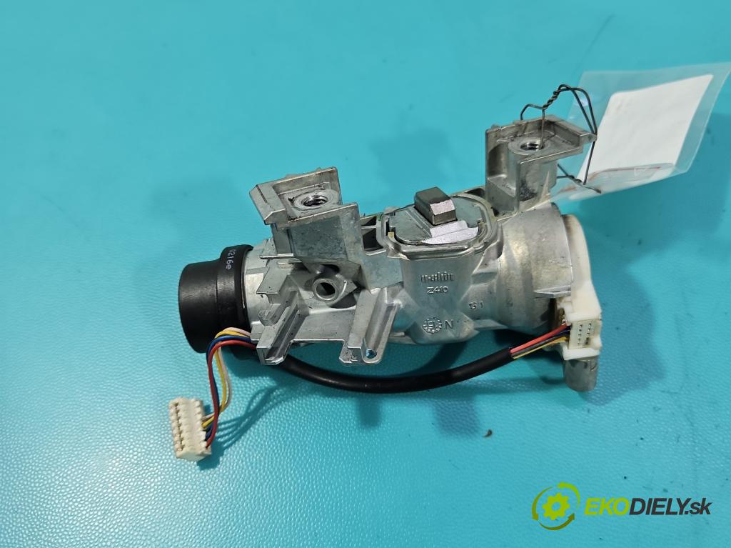 Skoda Octavia III 2013- 1.6 tdi 110 HP manual 81 kW 1598 cm3 5- Spínačka 5Q0905865A (Spínacia skrinka)