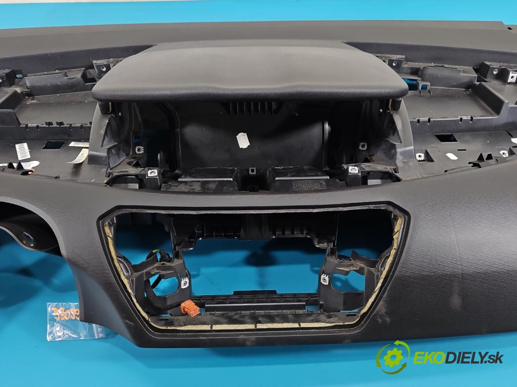 Citroen C4 Picasso I 2006-2013 1.8 16V 125 hp manual 92 kW 1749 cm3 5- kokpit,přistrojova deska