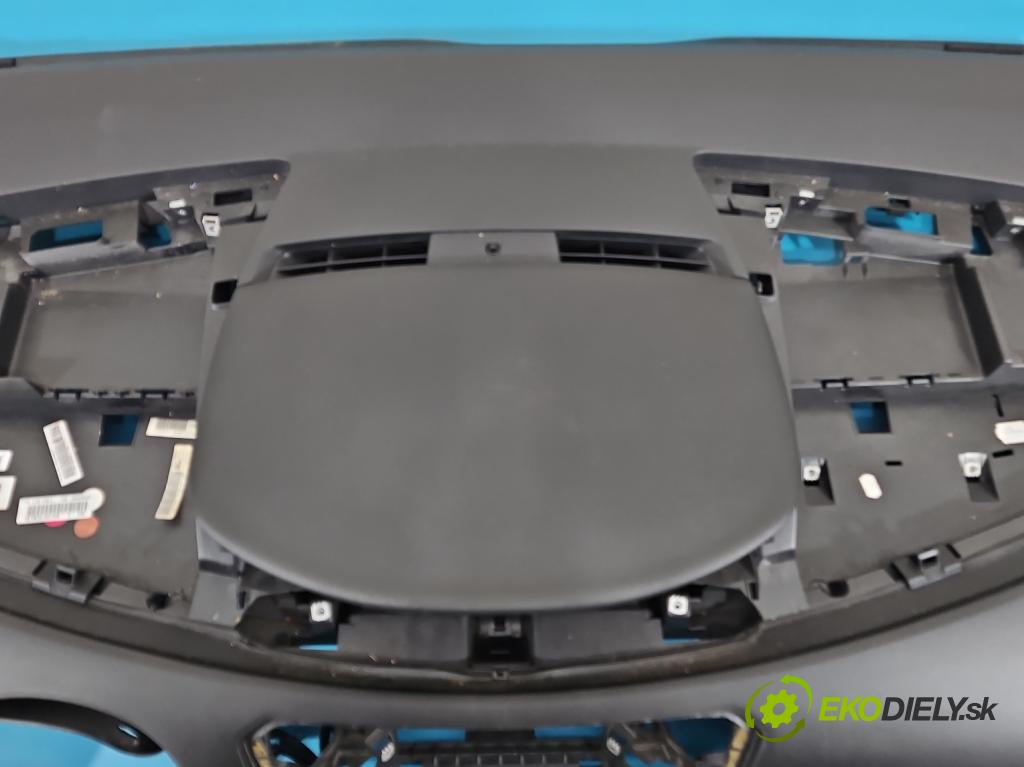 Citroen C4 Picasso I 2006-2013 1.8 16V 125 hp manual 92 kW 1749 cm3 5- kokpit,přistrojova deska