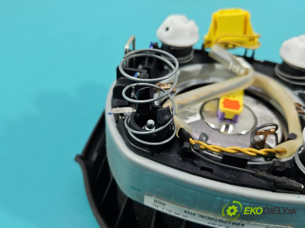 Vw Golf VI 2008-2013 1.6 TDI 90 hp manual 66 kW 1598 cm3 5- Polštář: vzduch: Řidič: 1KM880201D (Airbag)