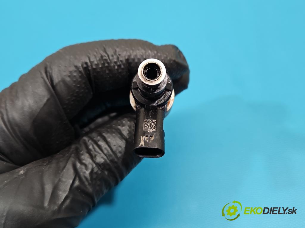 Audi Q5 2008-2016 3.0 tfsi: 272 HP automatic 200 kW 2995 cm3 5- vstrek 306E036P (Vstrekovač paliva)