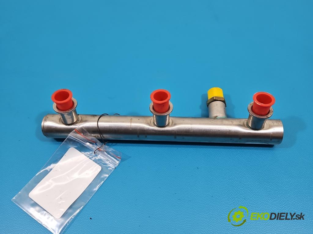 Audi Q5 2008-2016 3.0 tfsi: 272 HP automatic 200 kW 2995 cm3 5- lišta vstrekovacia 06E130090F (Vstrekovacia lišta)