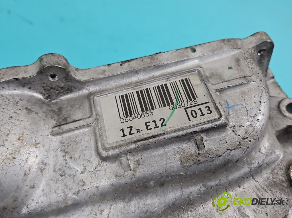 Toyota Auris I 2006-2013 1.6 VVTI 124 hp manual 91 kW 1598 cm3 5- obal vačkový 1ZR-E12 (Kryt motoru )