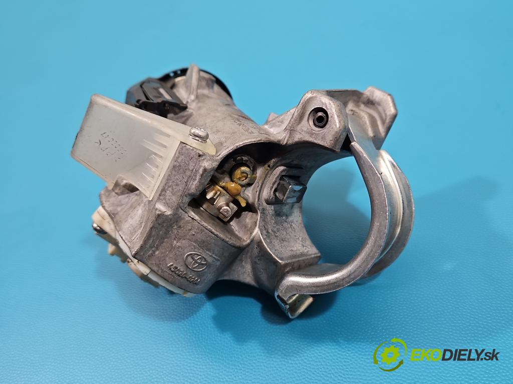 Toyota Auris I 2006-2013 1.6 VVTI 124hp manual 91 kW 1598 cm3 5- riadiaca jednotka motora 89661-02E51