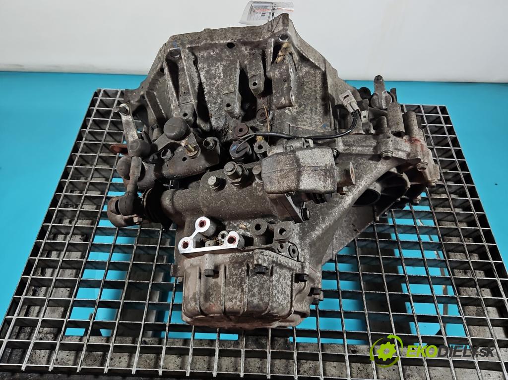 Toyota Auris I 2006-2013 1.6 VVTI 124hp manual 91 kW 1598 cm3 5- prevodovka stupeň,rýchlosť manual 31115-02020