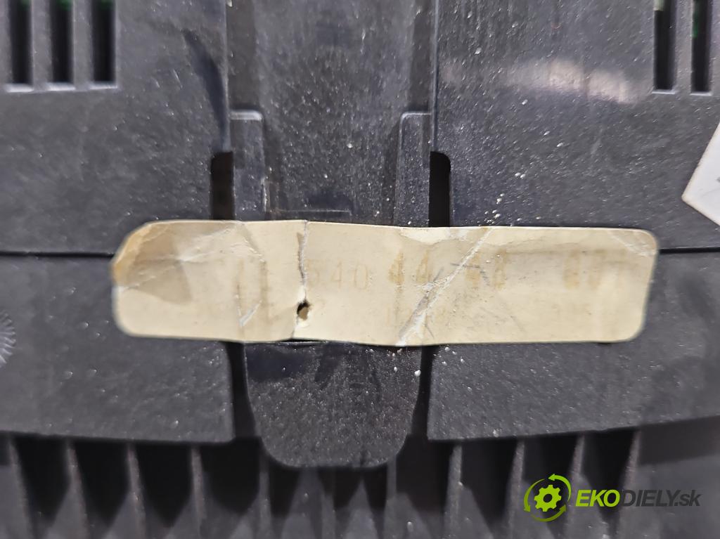 Mercedes E W211 2002-2009 2.2 cdi 136 HP automatic 100 kW 2148 cm3 5- prístrojovka/ budíky A2115404448 (Prístrojová doska)