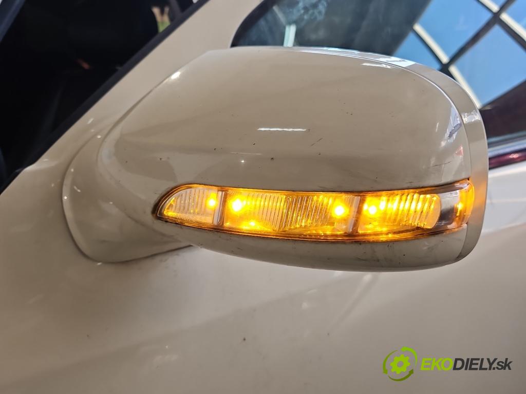 Mercedes E W211 2002-2009 2.2 cdi 136 HP automatic 100 kW 2148 cm3 5- zrkadlo ľavé  (Kľučka dverí ostatné)