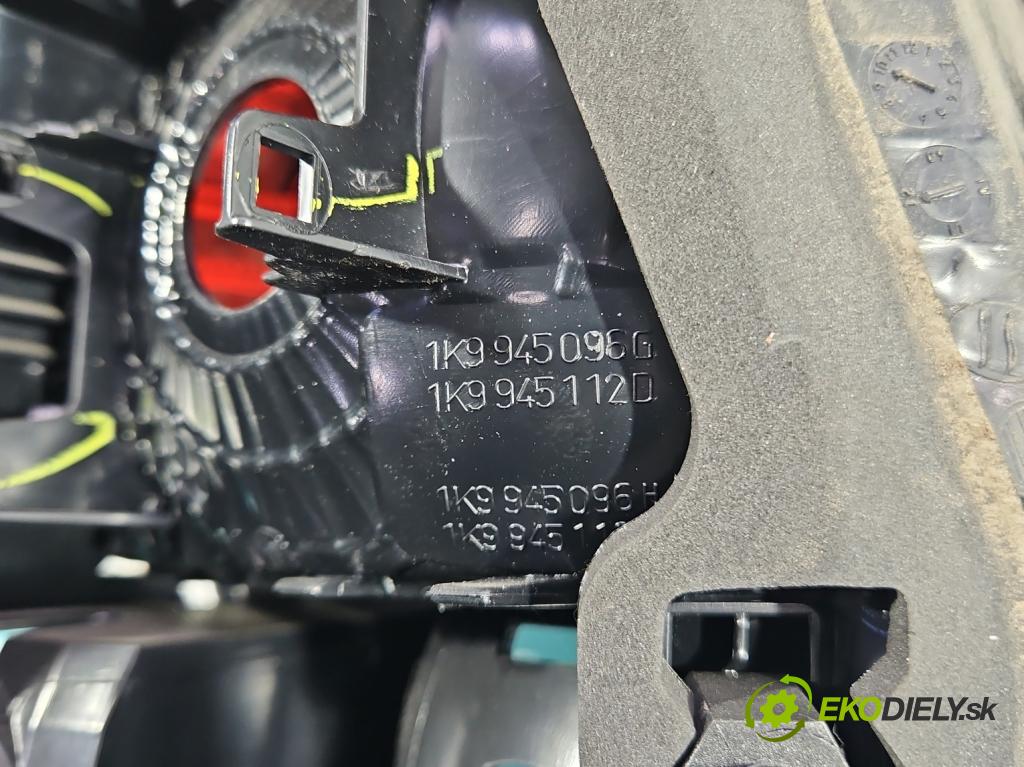Vw Golf VI 2008-2013 1.6 TDI 90 HP manual 66 kW 1598 cm3 5- svetlo / reflektor zadné pravé 1K9945096G (Kľučka dverí ostatné)