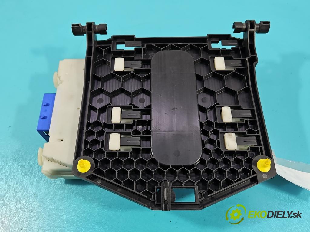 Ford S-max I 2006-2015 2.0 TDCI 140 HP manual 103 kW 1997 cm3 5- skrinka poistka 6G9T-14A073-CJ (Poistková skrinka)